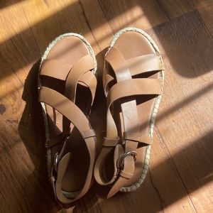 Marc Fisher size 7.5 camel colored espadrille sandals